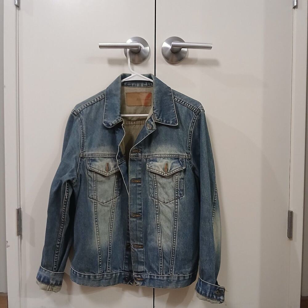 Denim Jacket with Pockets – Effortless Style by Zara